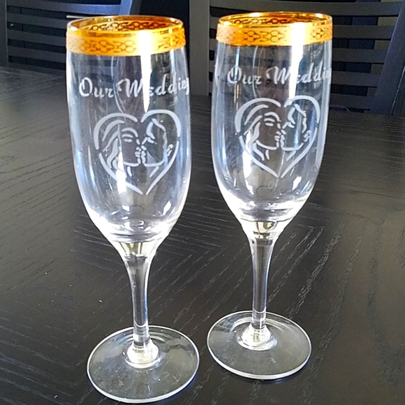 Vintage set of 2 Champagne Glasses
